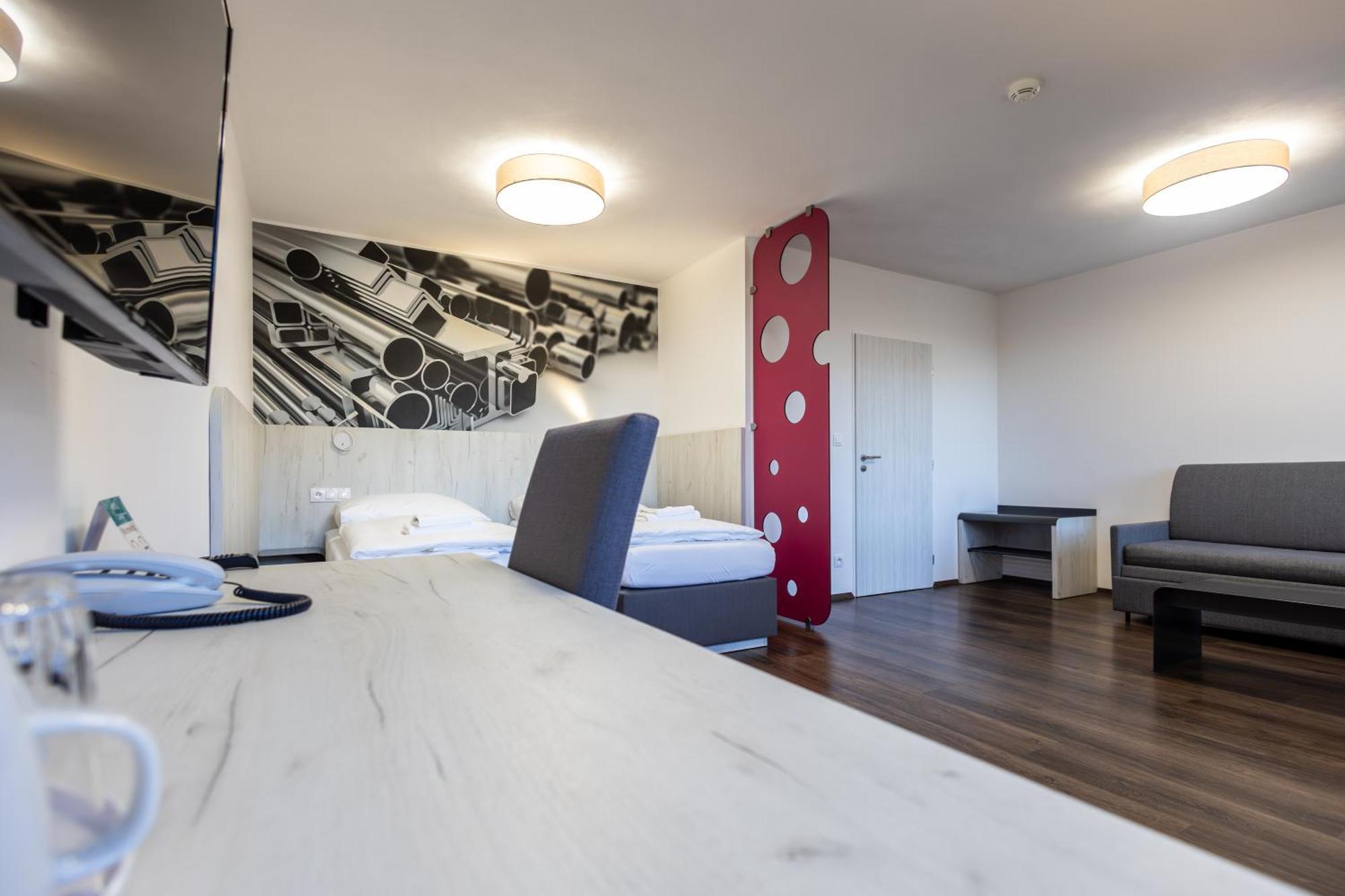 אוסטרבה Hotel Garni Vsb מראה חיצוני תמונה